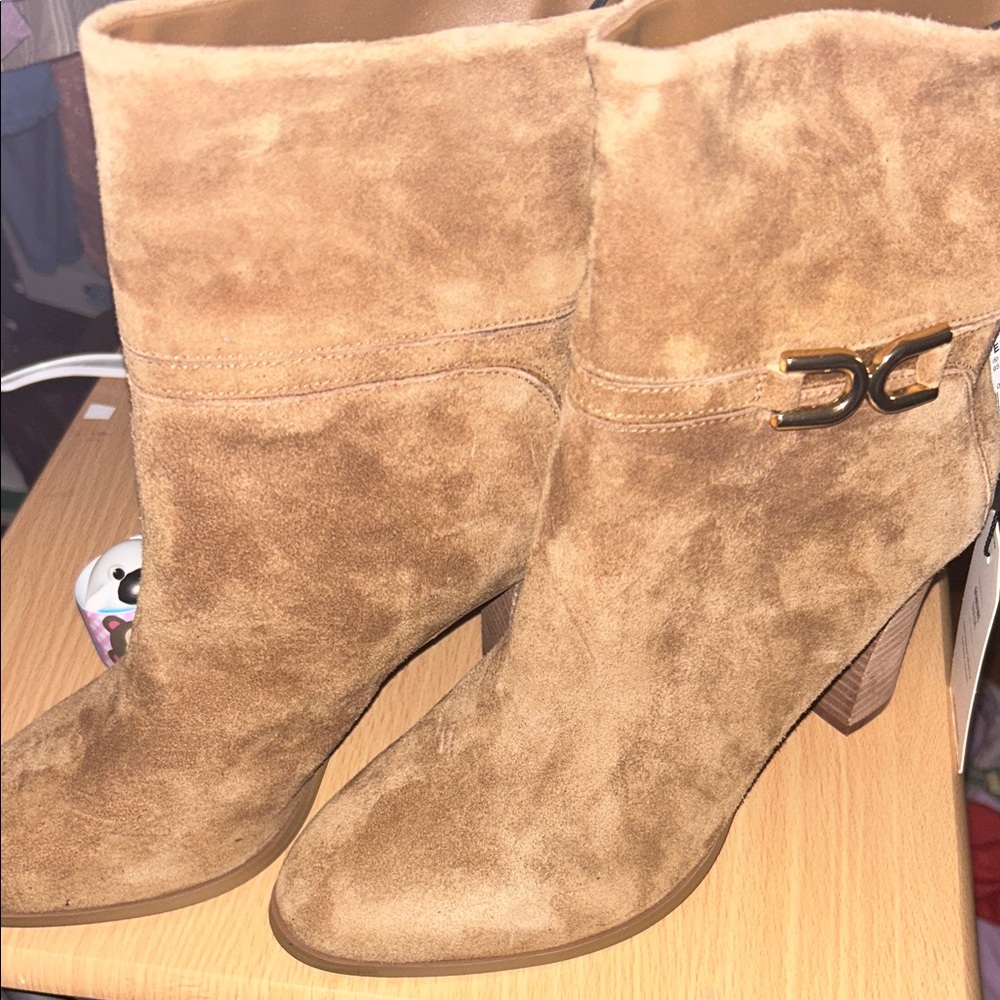 Express Tan Suede Heeled Boots